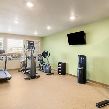 Woodspring Suites Thornton-North Denver מראה חיצוני תמונה