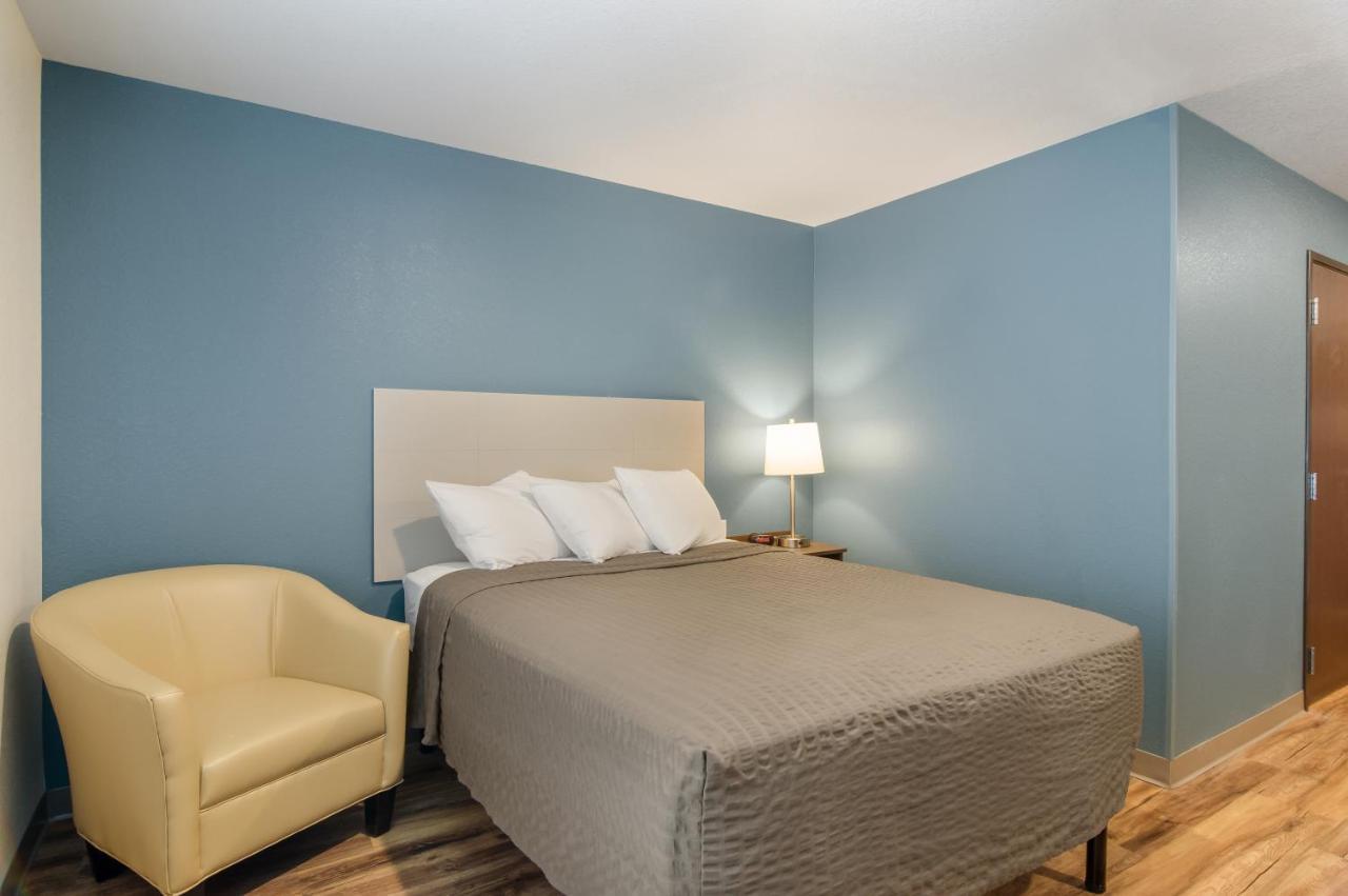 Woodspring Suites Thornton-North Denver מראה חיצוני תמונה