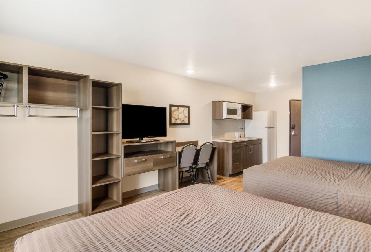 Woodspring Suites Thornton-North Denver מראה חיצוני תמונה