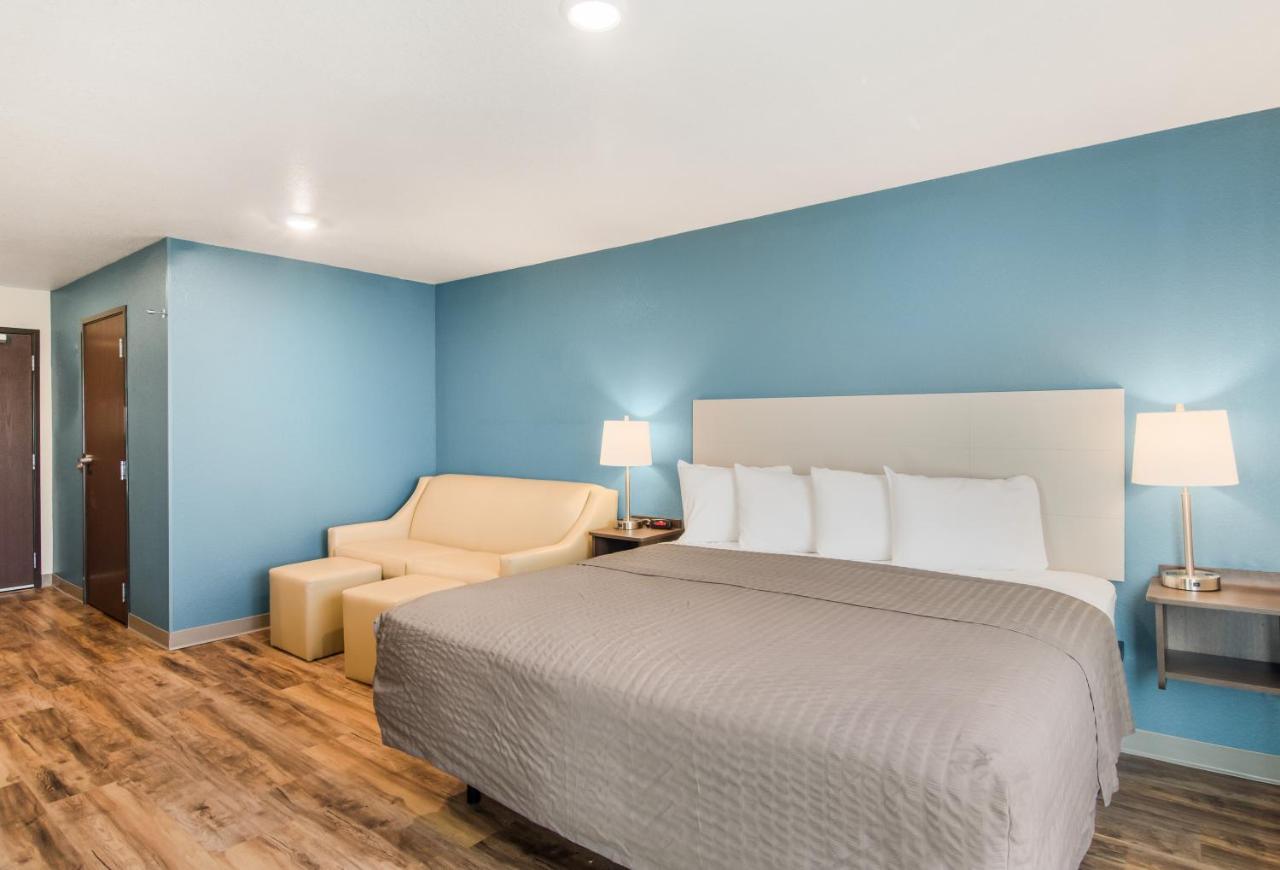 Woodspring Suites Thornton-North Denver מראה חיצוני תמונה
