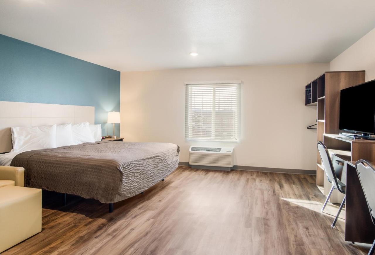 Woodspring Suites Thornton-North Denver מראה חיצוני תמונה