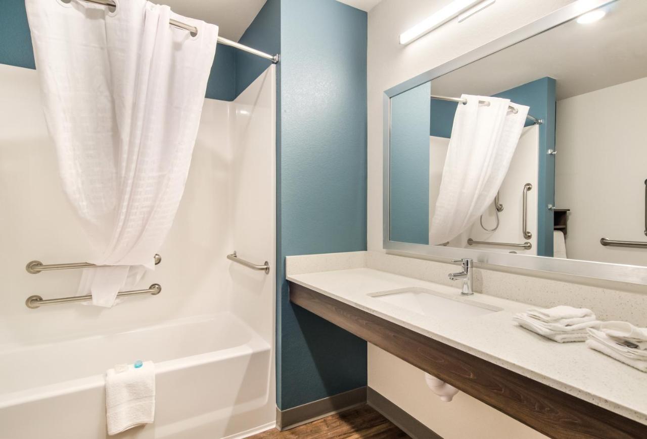 Woodspring Suites Thornton-North Denver מראה חיצוני תמונה