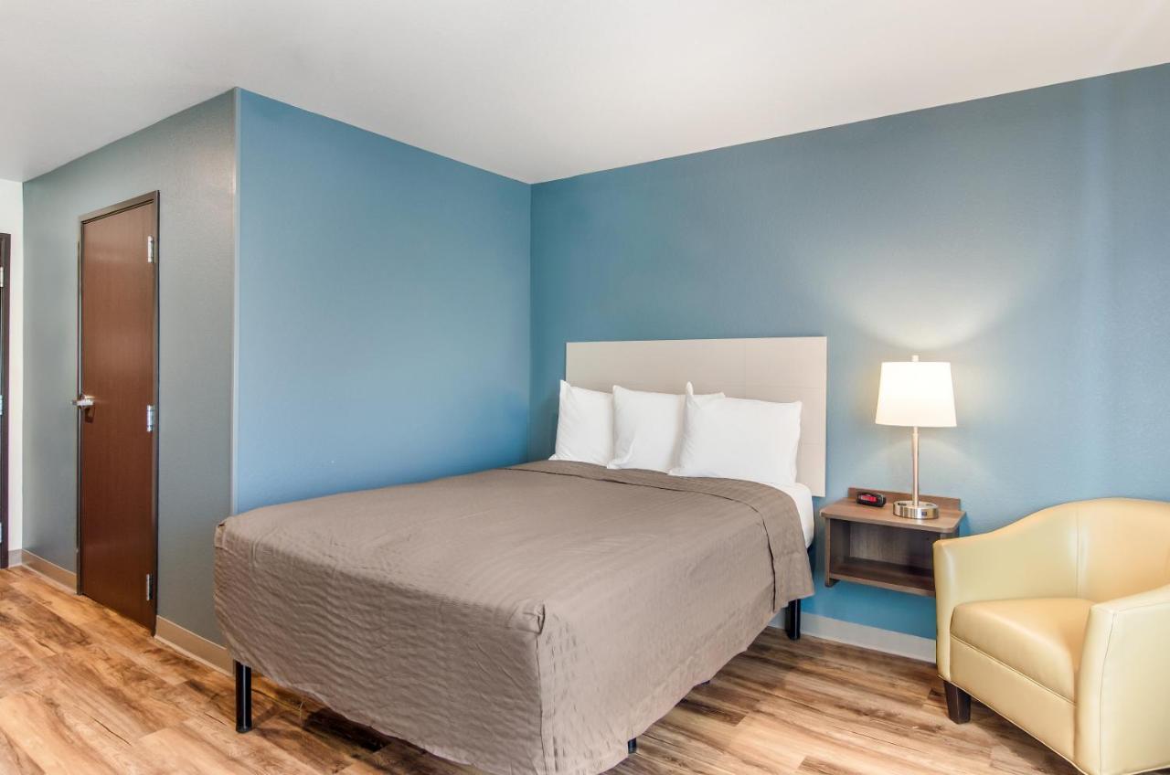 Woodspring Suites Thornton-North Denver מראה חיצוני תמונה