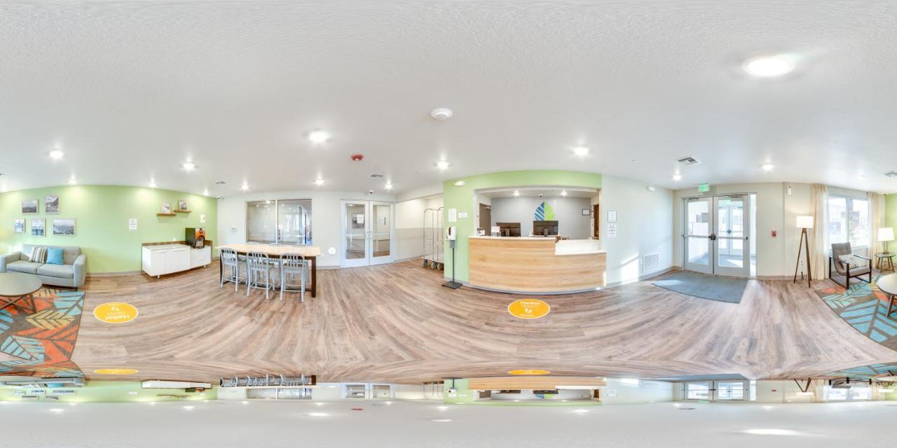 Woodspring Suites Thornton-North Denver מראה חיצוני תמונה